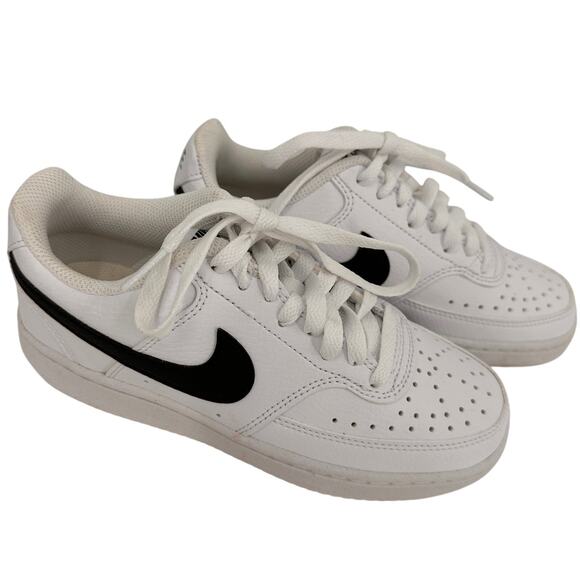 Nike Women's Court Vision Low Next Nature Sneakers Size 5 - Picture 2 of 9